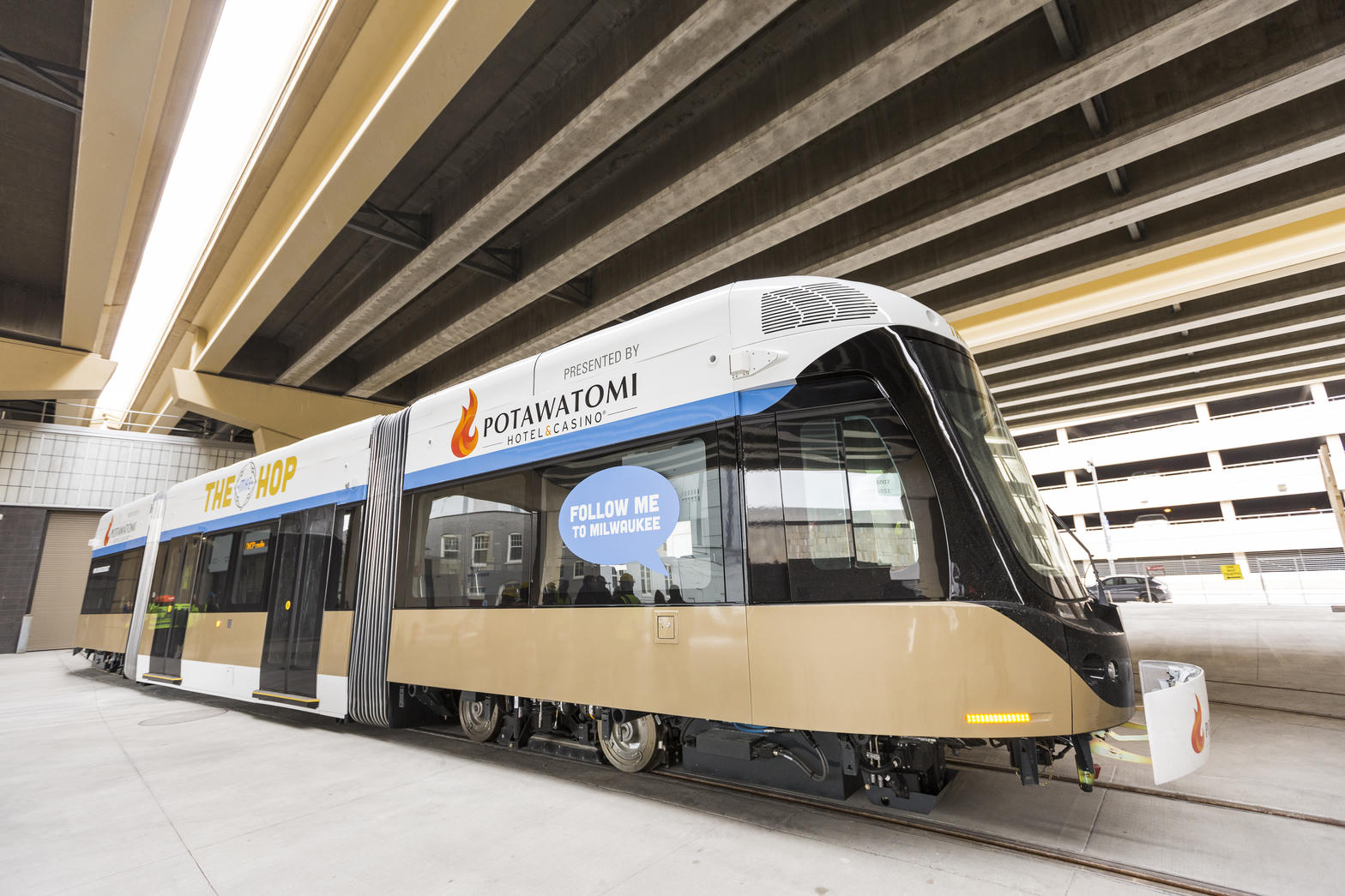 The Hop MKE streetcar