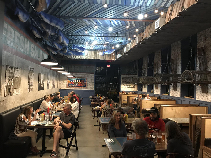 St. Paul Fish Company Milwaukee fresh seafood restaurant dining room